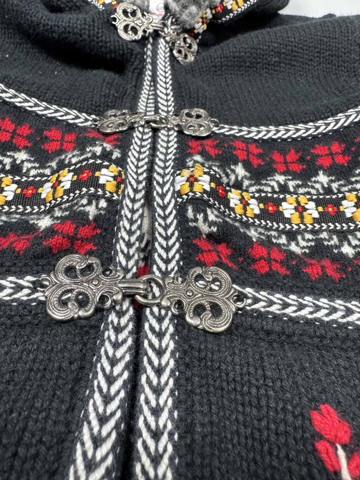 Picture 6 of 16