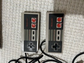 Nintendo NES Console System w/ 2 Controllers & Cables &ndash; Untested &ndash; Original