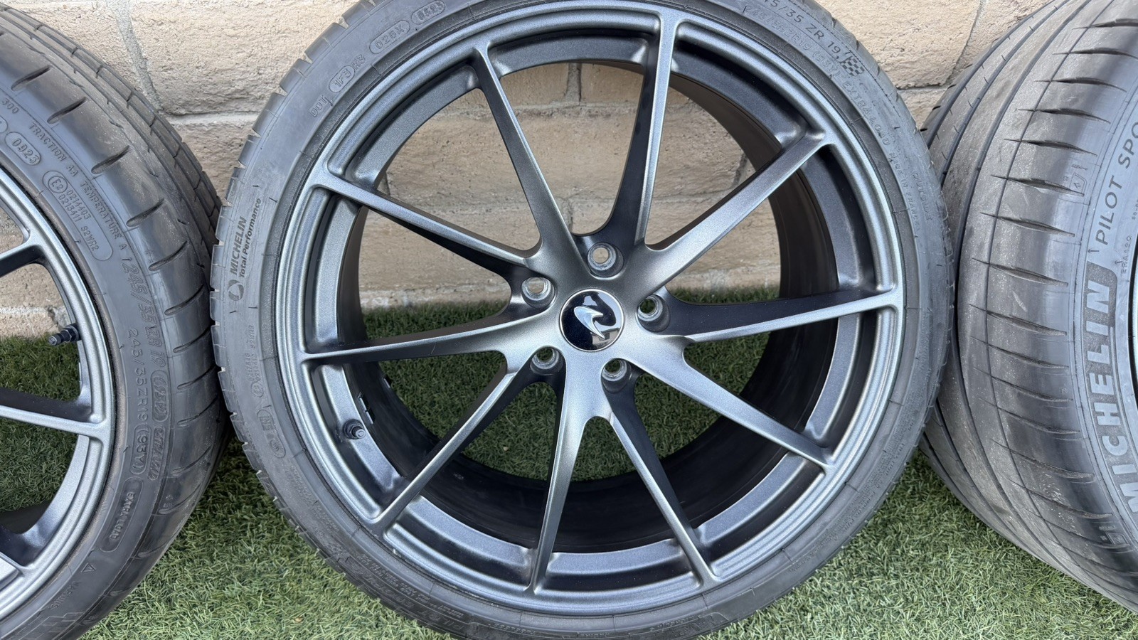 McLaren 720S Front Wheels Set of 4 Gray