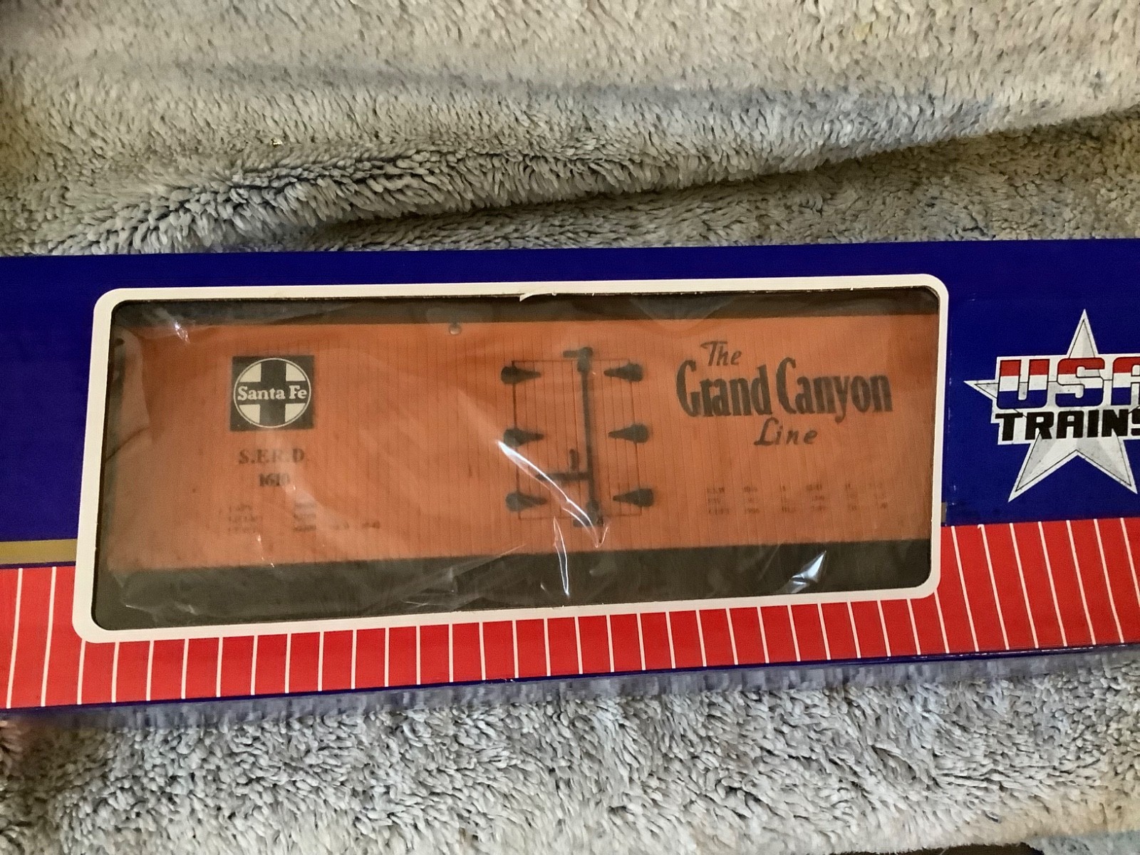 USA Trains  1610 Sante Fe Wood Box Car G Scale