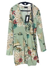 Pretty Little Thing Botanical Printed Long Sleeve Wrap Dress Sage Green Size 4