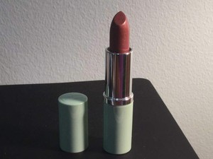 clinique lipsticks discontinued