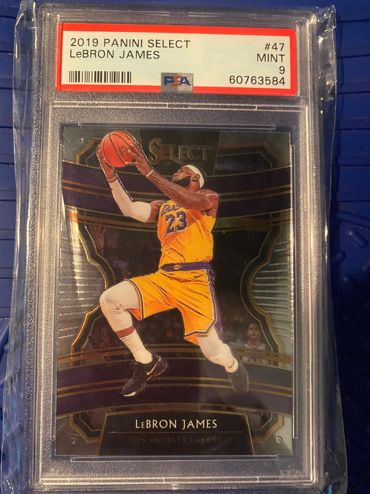 2019 Panini Select LeBron James PSA 9 Mint LA Lakers #47