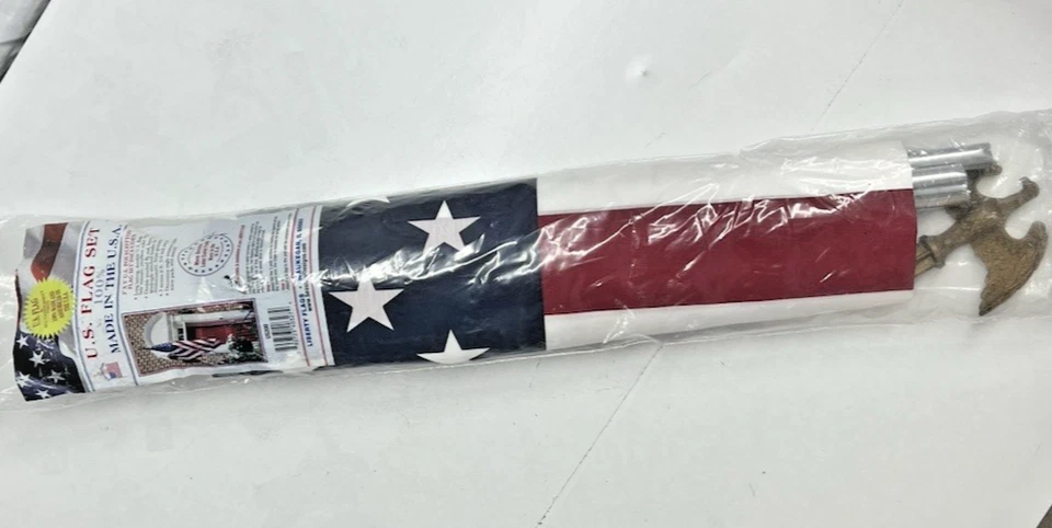 Nuevo Hecho en EE. UU. Banderas de la Libertad Bandera Americana y Kit de Instalación Completo Foto 2 de 4
