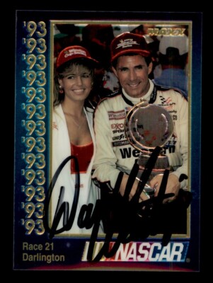SIGNED 1993 MAXX PREMIER PLUS #200 DARRELL WALTRIP AUTOGRAPH NASCAR