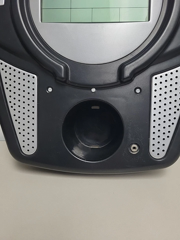 Consola elíptica Champion C84e y placa de exhibición (40) Foto 3 de 4