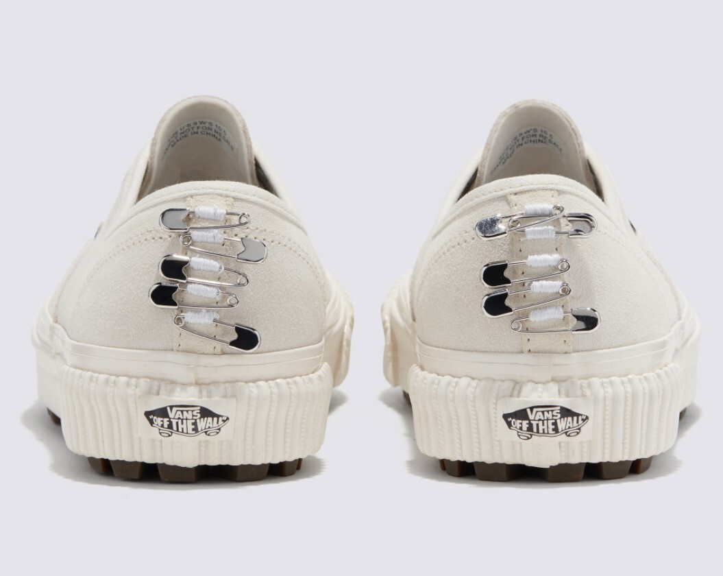スニーカー ^VANS^ Authentic White VN000EE3WHT1 AUTHENTIC（VANS） VANS ヴァンズ VN000EE3WHT AUTHENTIC