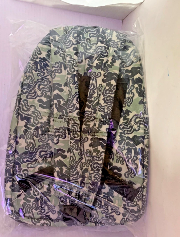 Mochila clásica AirWalk camuflada 17" x 11,5" x 5" compartimento para computadora portátil/tableta Foto 3 de 4