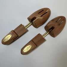 Woodlore Cedar Shoe Tree Stretcher Set Size SM 12" Long Made In USA