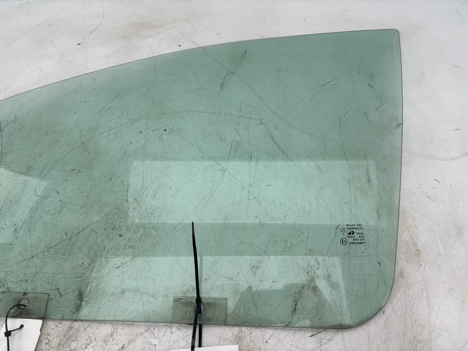 00-02 Saturn Sw2 vidro frontal para janela da porta lateral do motorista - Imagem 3 de 4