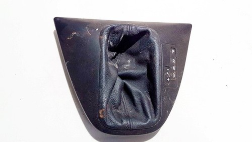 Gear shifter trim