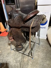 Beautiful Vintage Western Saddle Hereford