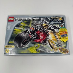 LEGO Technic 8520 Millennia Throwbots 1999 NEW SEALED Legoland Ticket