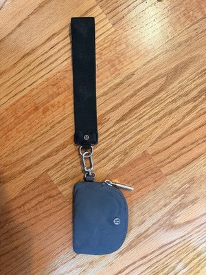 LuluLemon Wristlet with One pouch