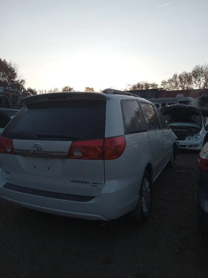 Used Engine Complete Assembly fits: 2008 Toyota Sienna 3.5L VIN K 5th digit 2GRF - Image 3 of 4