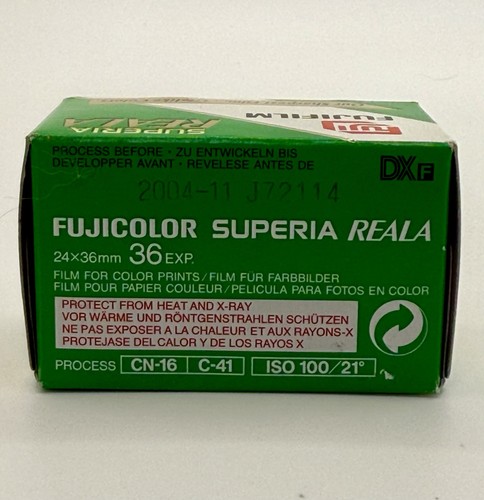 Fujicolor Reala Superia 35mm FIlm 100 ISO 36 Belichtungen VERSIEGELT abgelaufen 11/2004 - Bild 4 von 5