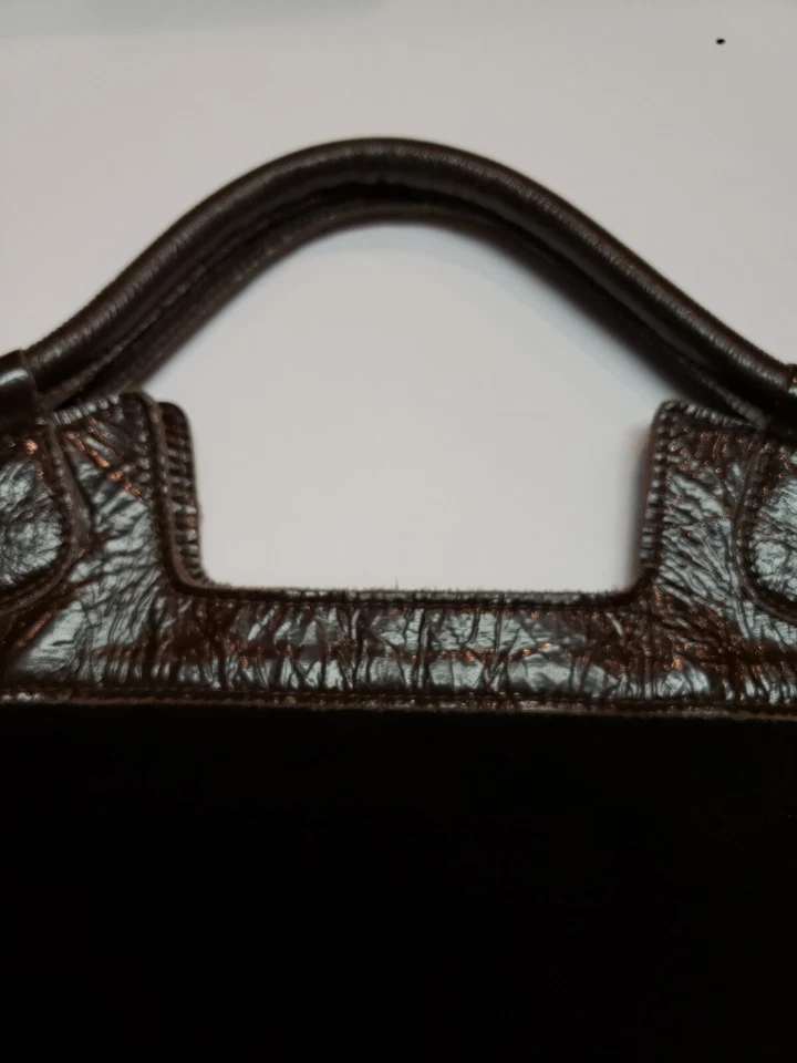 BOLSO FOLEY & CORRINA, gamuza marrón y charol Foto 4 de 4