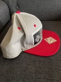 Brand New Nintendo NES Game Controller Adjustable Hat Baseball Cap