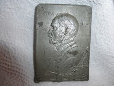 ANCIENNE PLAQUE MEDAILLE LOUIS PASTEUR ETAIN PLOMB  V S  CANALE