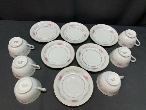 Fine china Japan "BRIDAL ROSE" ~ Set of 6 ~ Cups & Saucers ~ 21/4" Tall - Picture 5 of 9