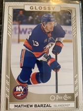 Mathew Barzal  2023-24 Upper Deck Series 1 Glossy R-3