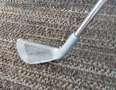 38.5 IN COUGAR CLASSIC 8 IRON GRIP TRAINING  GOLF CLUB W TRAINING GRIP VERY NICE