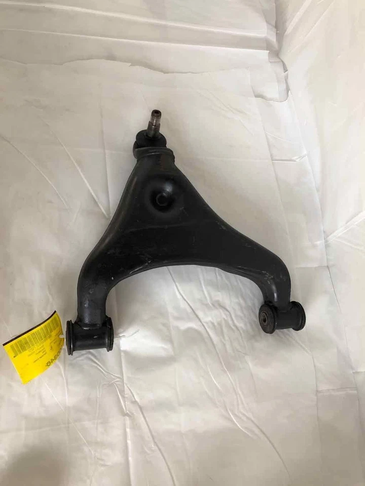 2002 - 2006 道奇 SPRINTER 3500 前下控制臂右乘客侧右手 — 第 2/4 张图片