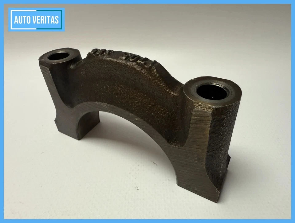 Original BMW E34 E36 Crankshaft Holder M43 M50 1705385 - Image 2 of 4