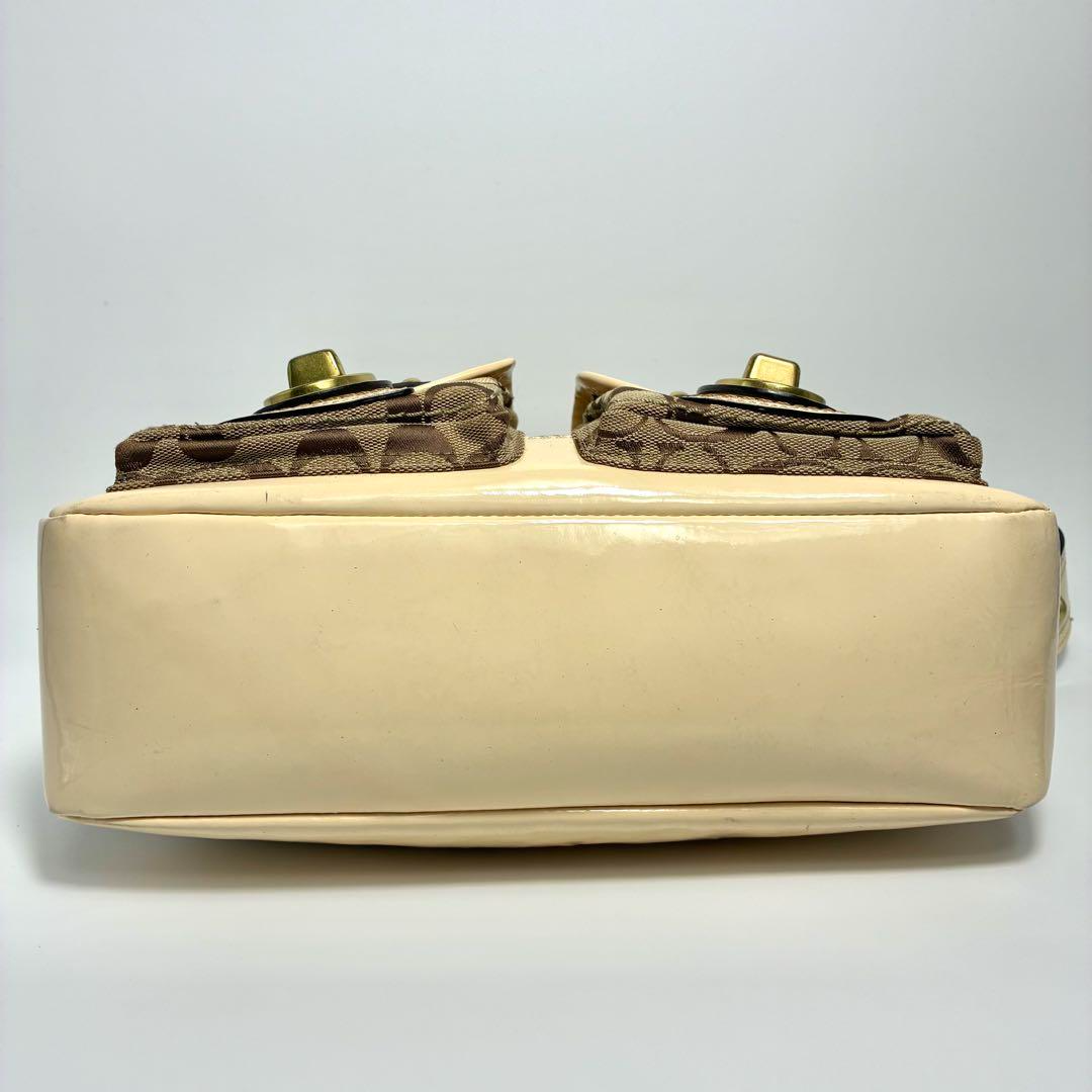 バッグ Coach Legacy Turnlock Shoulder Bag CROSSGRAIN ファッション Coach Legacy Shoulder Bag Turn Lock Pink