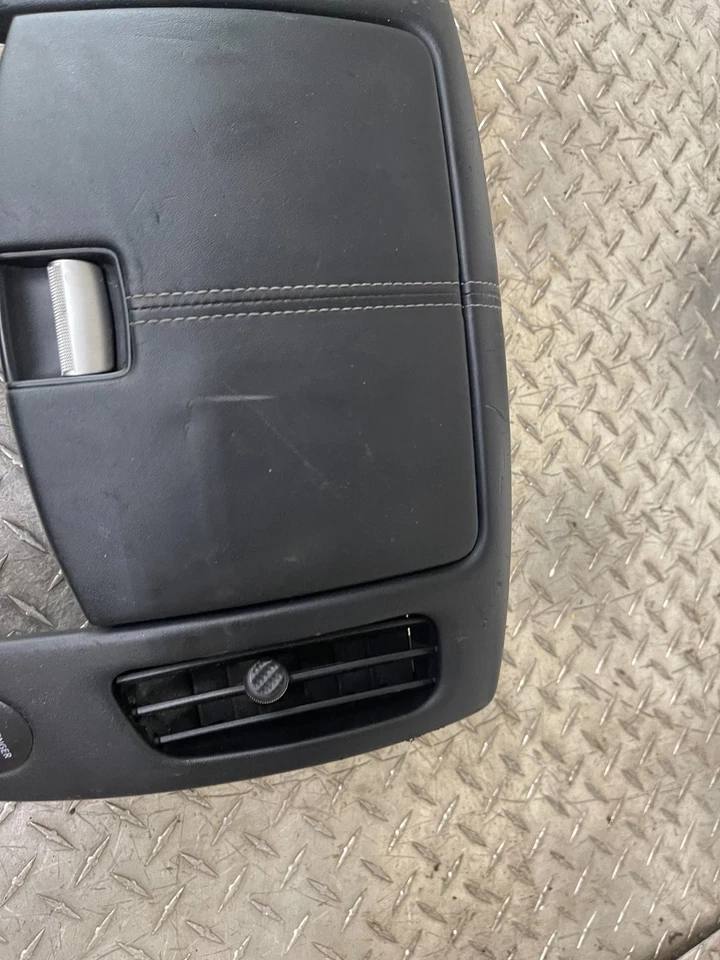 Отделочный ящик для хранения вентиляционных отверстий кондиционера центральной приборной панели Nissan 370z 2009-2020 годов выпуска - Изображение 3 из 4