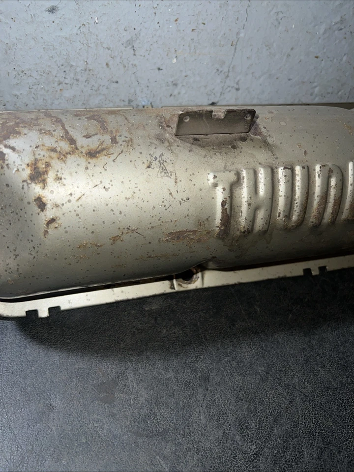 1961-1964 FORD THUNDERBIRD LH VALVE COVER 390 FE 1962 1963 DRIVER SIDE SCRIPT  - Image 3 of 4