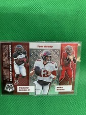 2020 Mosaic Football Tampa Bay Buccaneers Tom Brady Flea Flicker Mike Evans
