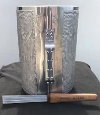 GUIRA PROFESIONAL DOMINICANA🇩🇴25”X 12”  CON SU GANCHO INCLUIDO