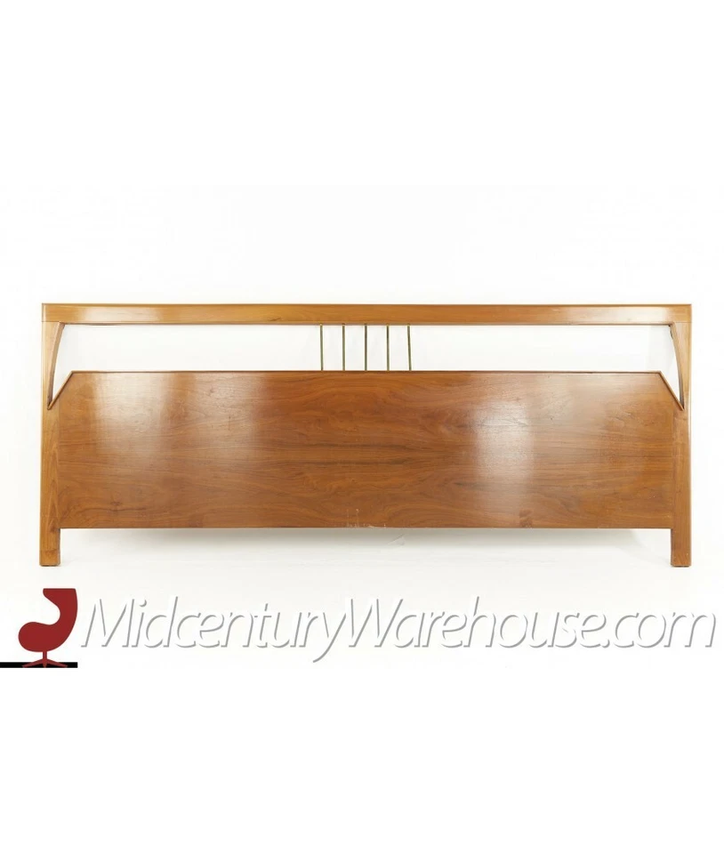 Cabecero King Mid Century de nogal y latón Foto 2 de 4