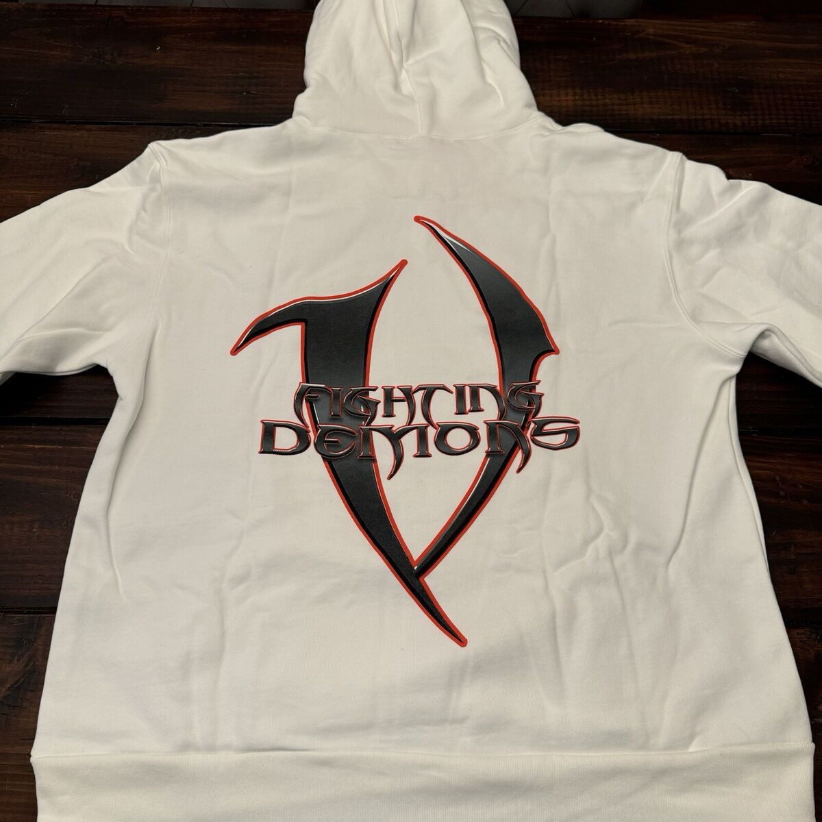 Vlone x Juice WRLD Blade Hoodie White Size XL 100% Authentic Vlone x Juice WRLD Blade Hoodie White Size XL 100% Authentic