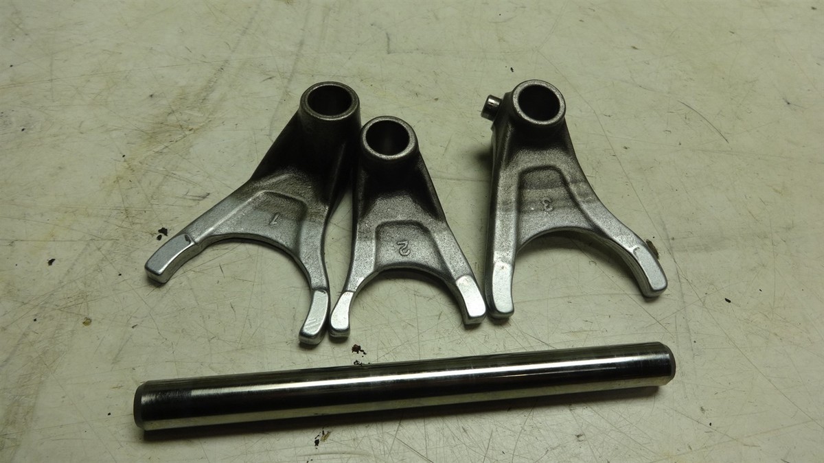86 YAMAHA FAZER FZX700 FZX YM182B. ENGINE SHIFT FORKS | eBay