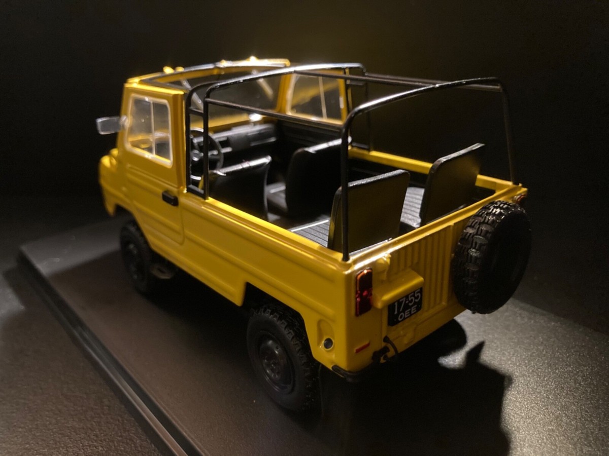 ◎激レア◎ЛуАЗ-969М «Волынь» ロシアLuAZ-969 1/24 LuAZ-969M Volyn 1979 Ukrainian Diecast Vehicle in scale 1/24