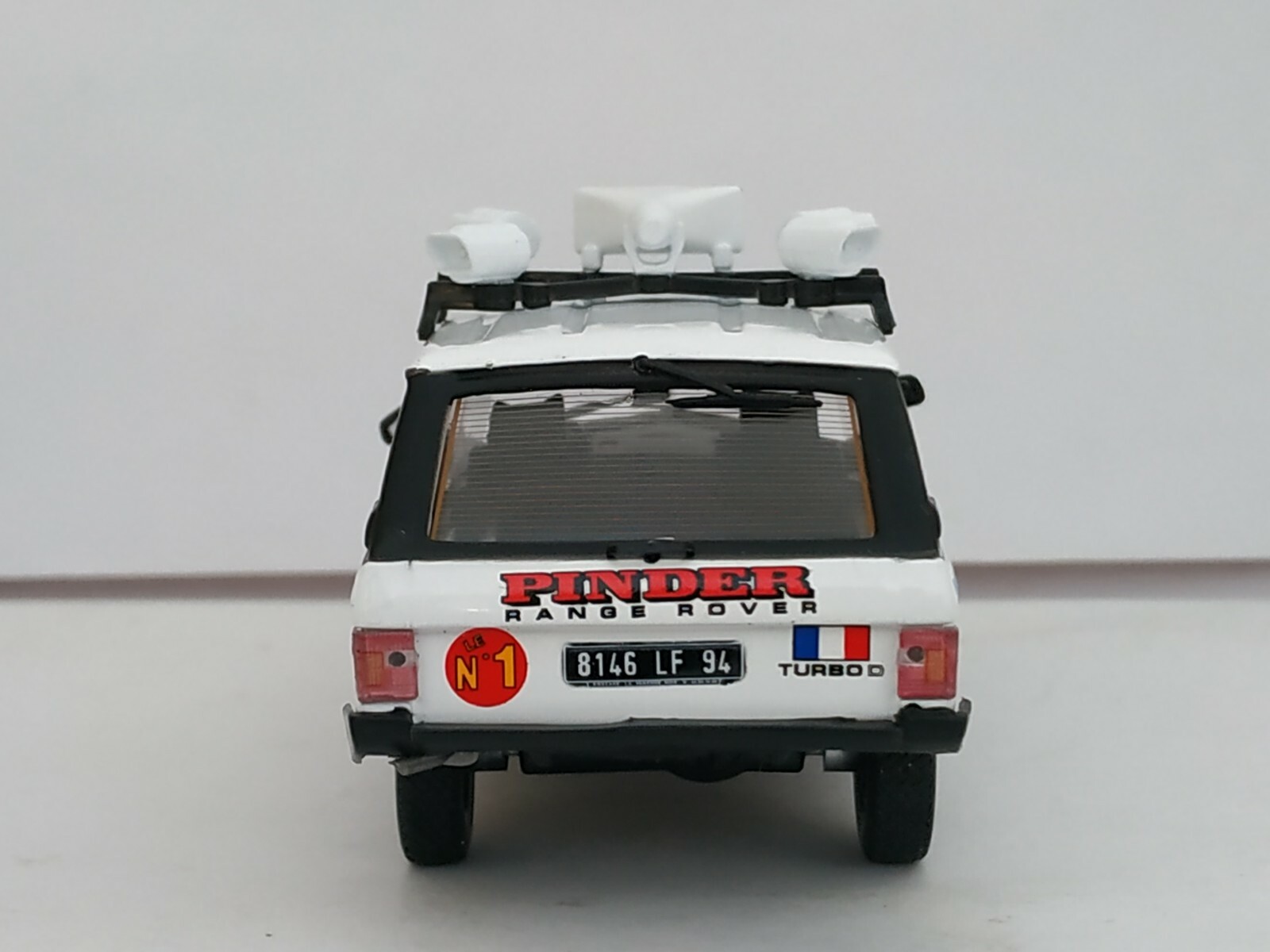 Picture 5 of 6