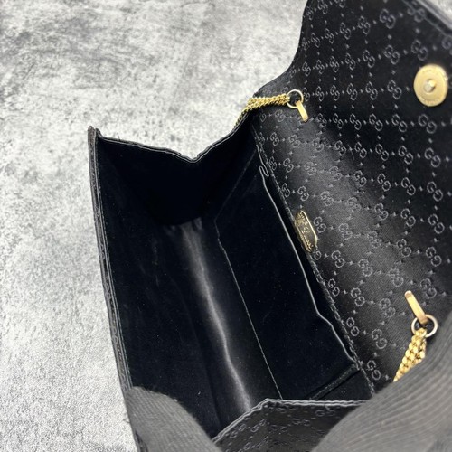 GUCCI Borsa a tracolla vintage catena pelle tela nero oro unisex piccola - Foto 4 di 24