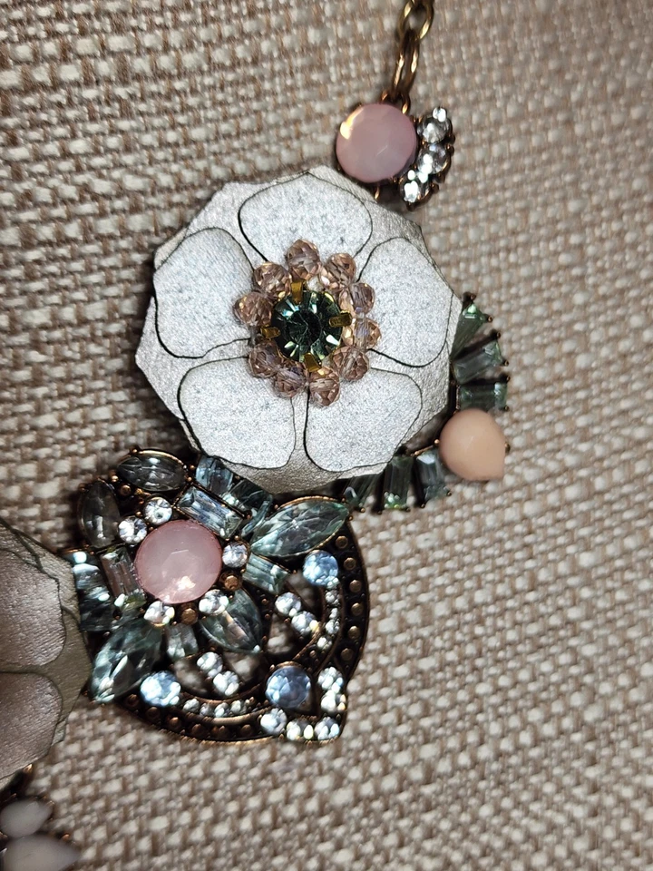 GoldTone Fabric Flower Crystal Detail Statement Necklace 21" Ajustable - Image 4 of 4