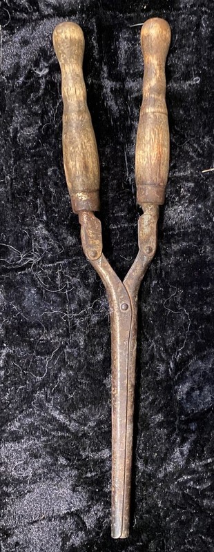 Antique Folding CURLING IRON Wooden Handle Barrel Working Spring Stove Crimper