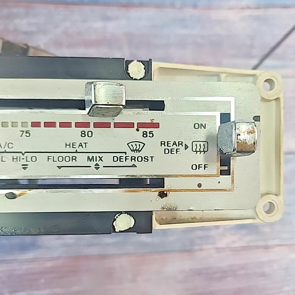 Lincoln E0VH18532AC Town Car Mercury Grand Marquis OEM control de clima para piezas Foto 3 de 4