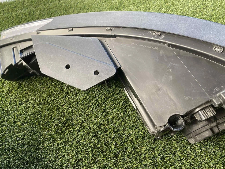 OEM-used. Good 2019-2020 Hyundai Elantra RT side headlight. 92102-F3500. - Image 4 of 4