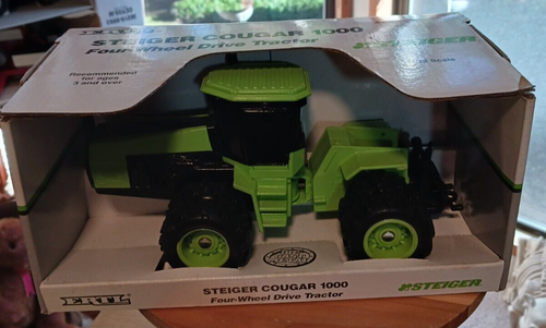 ERTL 1/32 Steiger Cougar IV Con Dobles Delanteros Y Traseros, Colecci&oacute;n Prestige, 44318-Reg