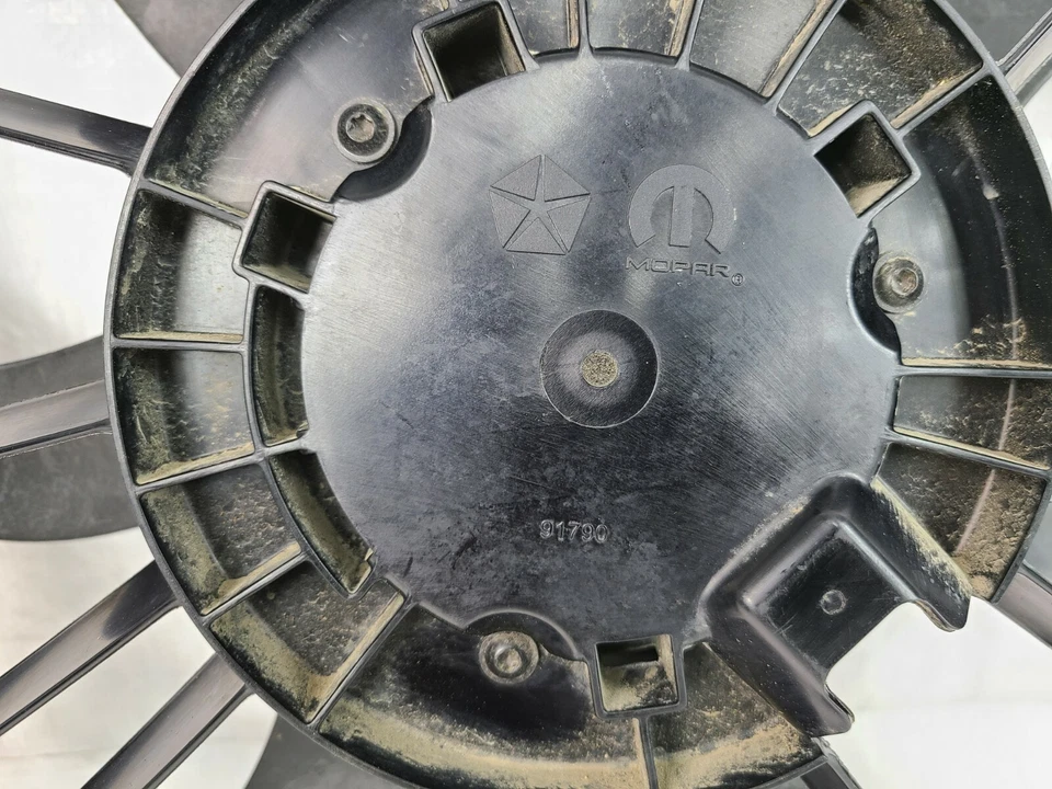 2012 Dodge Grand Caravan Radiator Cooling Fan PM1972003 OEM Foto 3 de 4