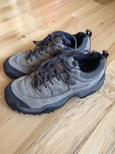 Columbia Trail Meister Size 8 low hiking Sneakers Shoes BL3110-926 women's Nice