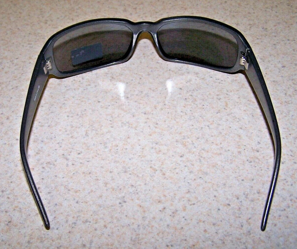 GAFAS DE SOL PARA HOMBRE AXCESS DE CLAIBORNE - MARCO GRIS/LENTES GRISES ENVOLVENTES ¡NUEVAS CON ETIQUETAS!! Foto 4 de 4