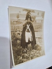 11x9 cm alte Fotografie um 1900 Mann Uniform Säbel , wie Napoleon