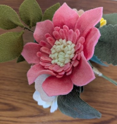 Beautiful Hand Cut Wool Blend Felt Flower Bouquet Gift Wrapped/Great Gift Idea!