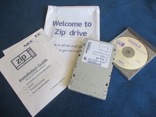 Iomega Zip 100 ATAPI 100MB 3.5" IDE P-ATA ZIP Internes Laufwerk / ohne Disketten